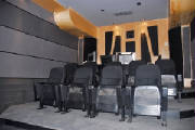 advance_audio/theater1295.jpg